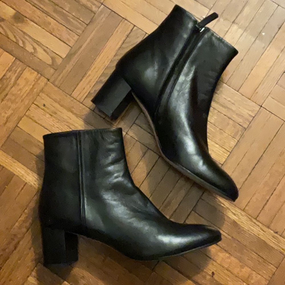 Theory Block 60 Comfortable Black Ankle Boots Euro 41 Made in Italy